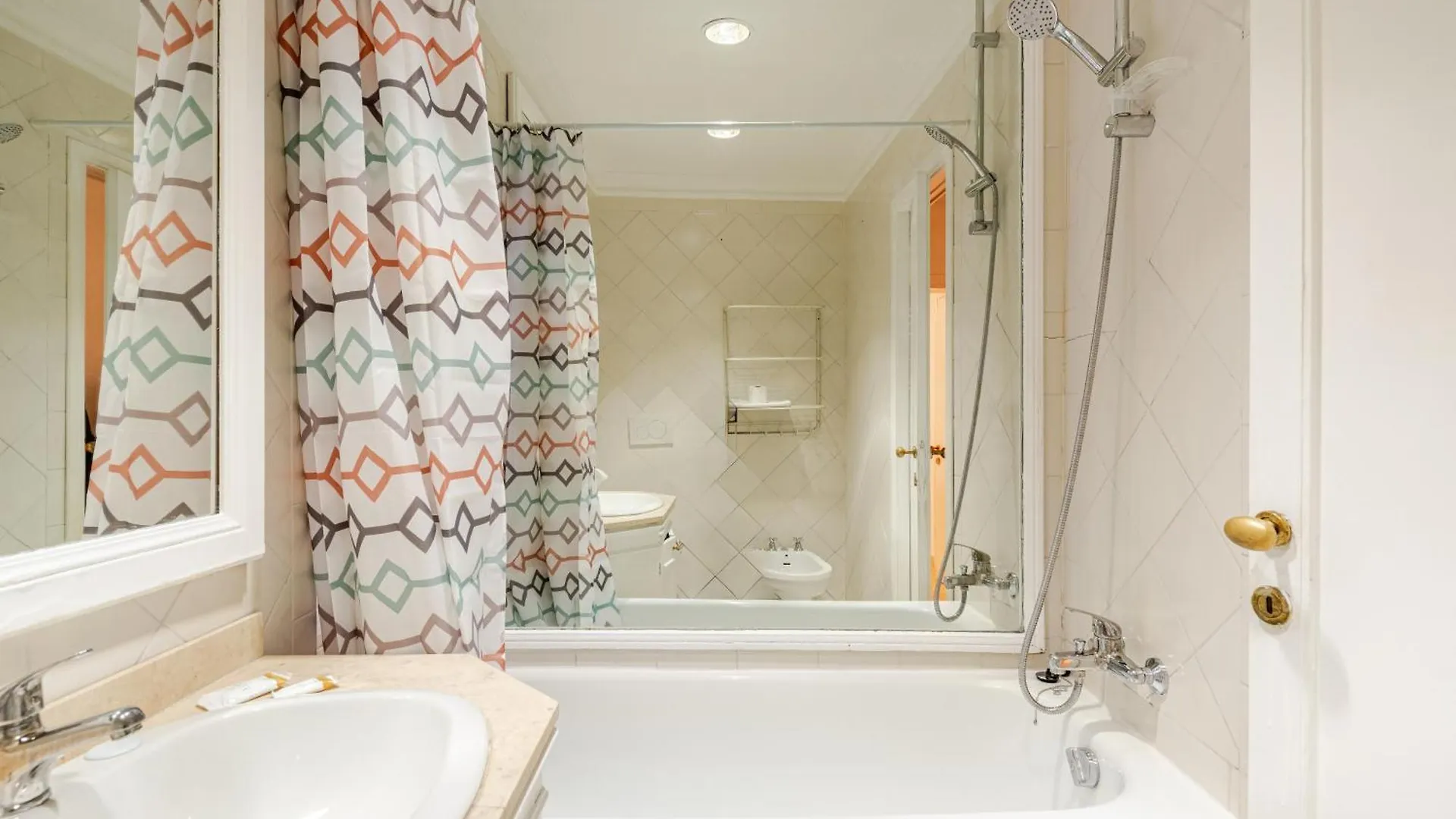 Casa Storica 4Bdr Con Terrazza A Campo De Fiori Apartment Rome