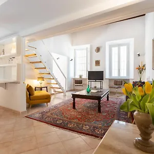 Apartment Amazing Historical - Jewish Ghetto, Rome