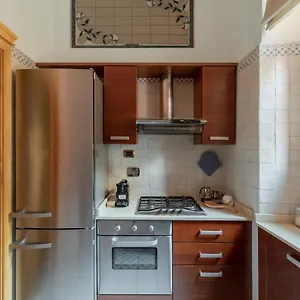 Apartment Iflat Elegant And Luxury Near Pantheon, Rome